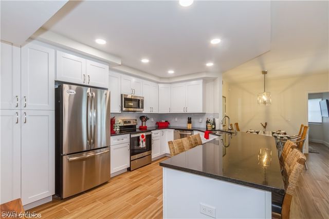 2671 Citrus Lake DR E-201, Naples, FL 34109