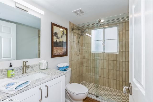 2671 Citrus Lake DR E-201, Naples, FL 34109