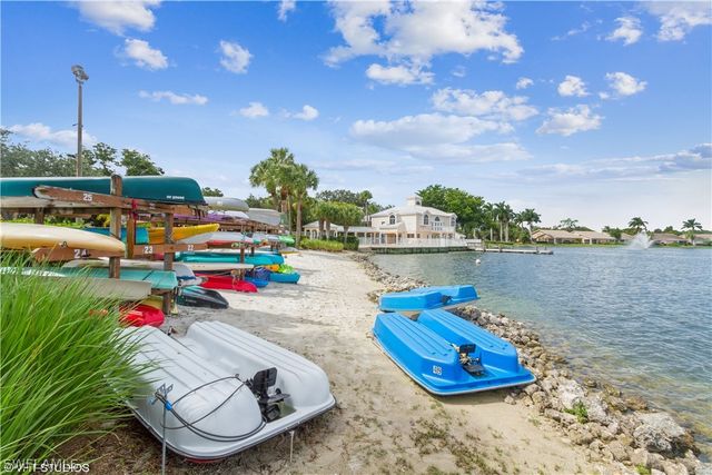 2671 Citrus Lake DR E-201, Naples, FL 34109