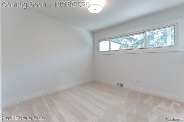 786 S Cranbrook Road, Bloomfield Hills, MI 48301