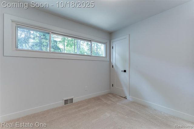 786 S Cranbrook Road, Bloomfield Hills, MI 48301