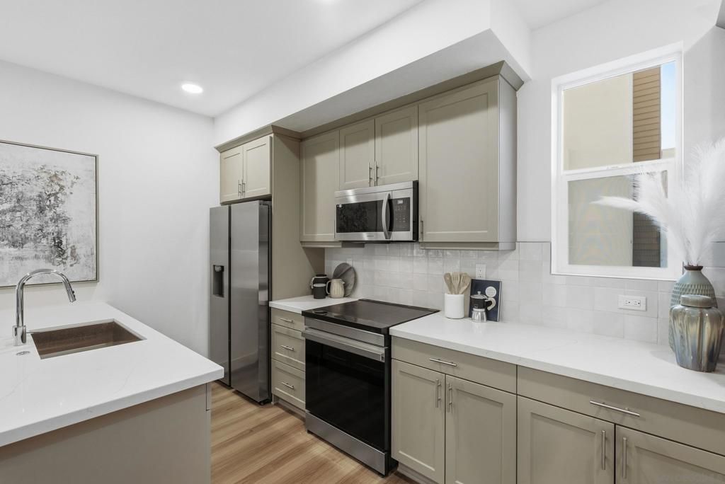 1001 32nd St 3, San Diego, CA 92102 — photo 3