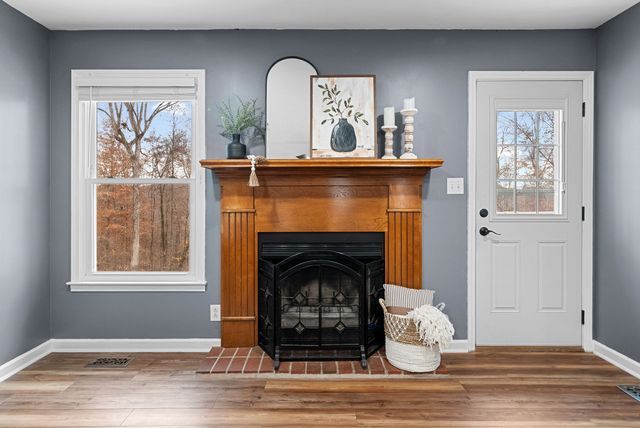 429 Sarah Dr, Clarksville, TN 37042