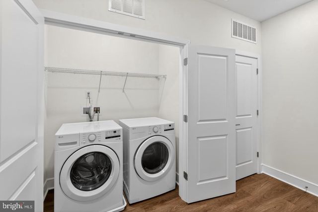 21805 CROXLEY TER, Ashburn, VA 20148