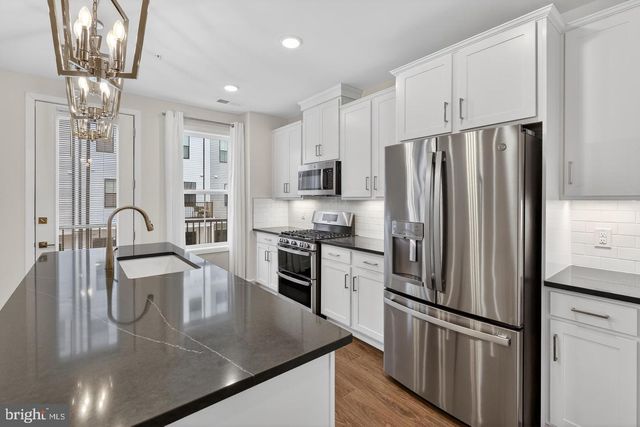 21805 CROXLEY TER, Ashburn, VA 20148