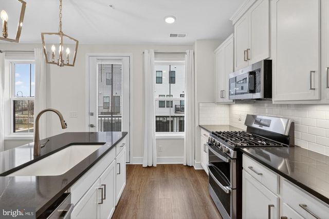 21805 CROXLEY TER, Ashburn, VA 20148