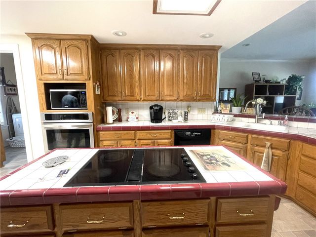 701 Country Club Road, Dover, AR 72837