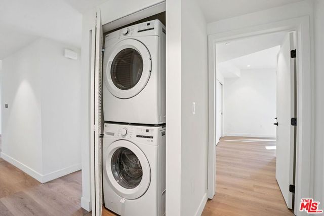 1110 S Spaulding Avenue 305, Los Angeles, CA 90019