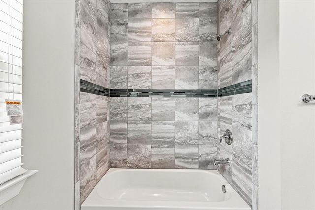 7697 ROMA DUNE DRIVE, Wesley Chapel, FL 33545