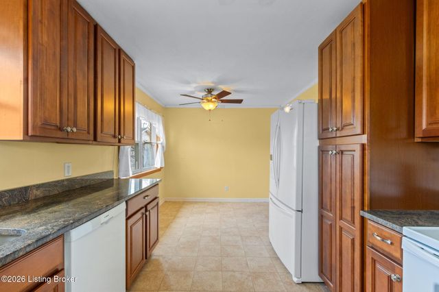 8426 Newstead Ave, Louisville, KY 40219