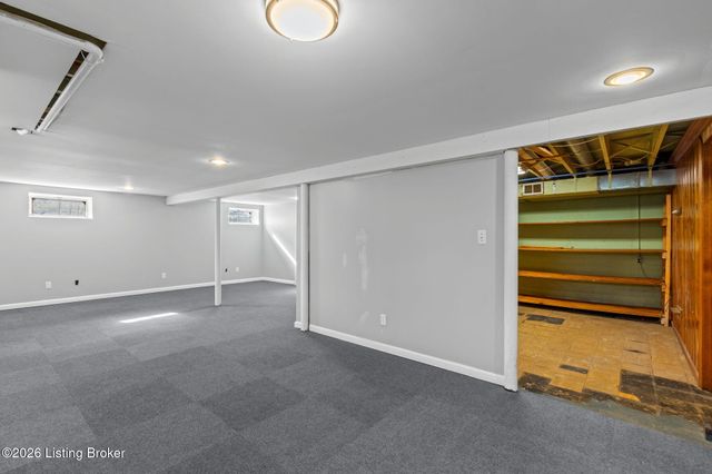 8426 Newstead Ave, Louisville, KY 40219