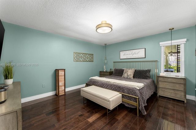 714 NW 134th Pl, Miami, FL 33182