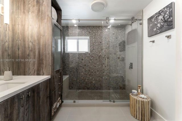 714 NW 134th Pl, Miami, FL 33182