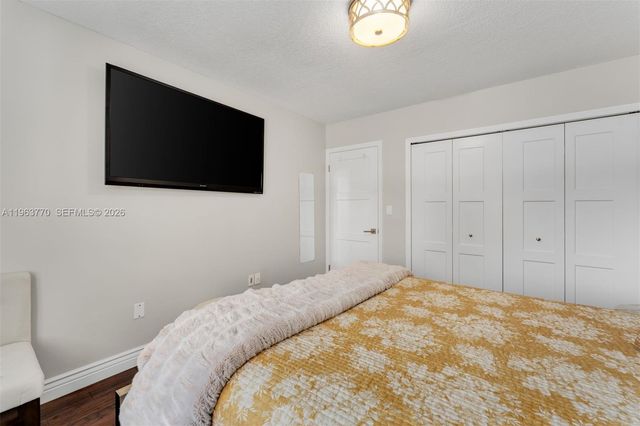 714 NW 134th Pl, Miami, FL 33182