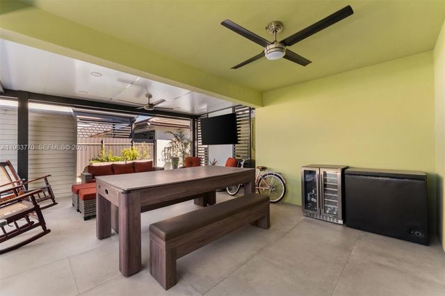 714 NW 134th Pl, Miami, FL 33182