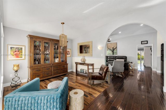 714 NW 134th Pl, Miami, FL 33182