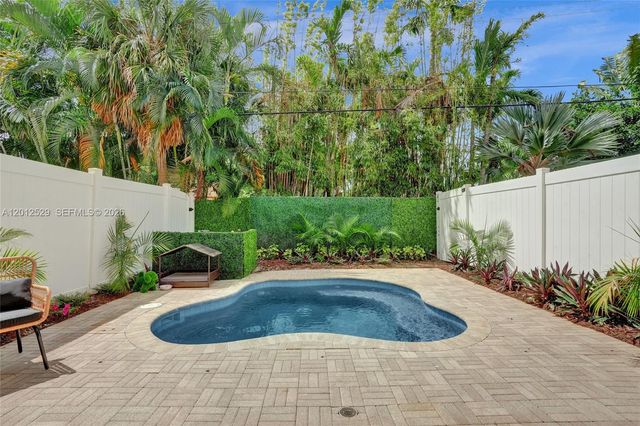 2708 NE 30th Pl 2708, Fort Lauderdale, FL 33306