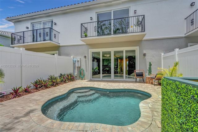 2708 NE 30th Pl 2708, Fort Lauderdale, FL 33306