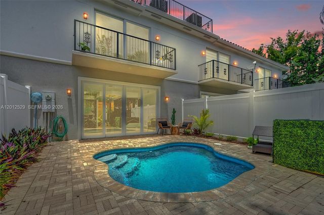 2708 NE 30th Pl 2708, Fort Lauderdale, FL 33306