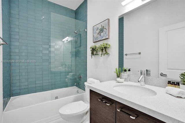 2708 NE 30th Pl 2708, Fort Lauderdale, FL 33306