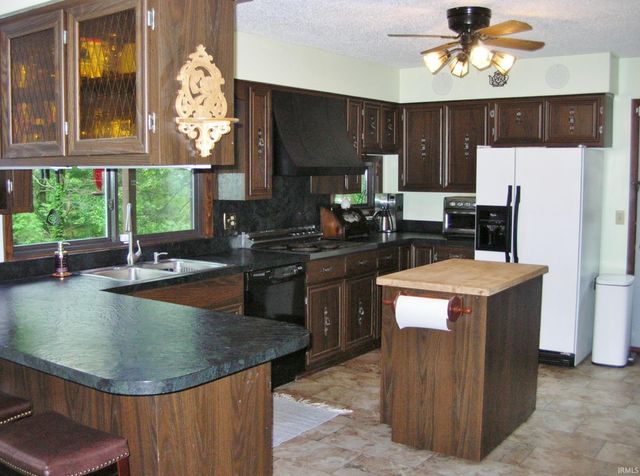 7500 Wright Drive, Evansville, IN 47720