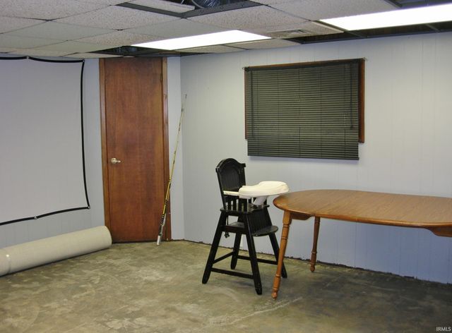 7500 Wright Drive, Evansville, IN 47720