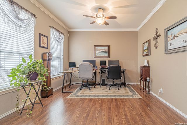 5702 Silent Forest, San Antonio, TX 78250