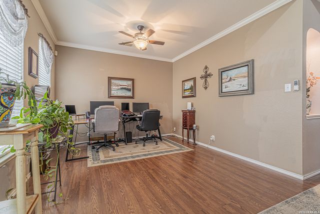 5702 Silent Forest, San Antonio, TX 78250