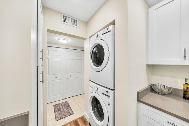 6342 Longboat Lane W 201, Boca Raton, FL 33433