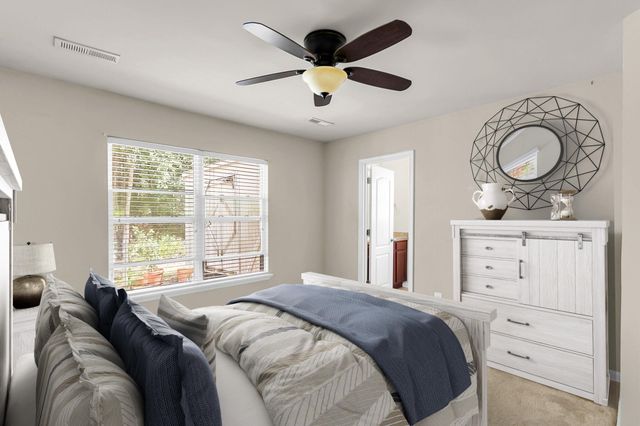 210 Salkahatchie, Summerville, SC 29485