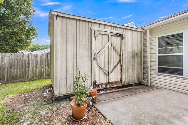 210 Salkahatchie, Summerville, SC 29485