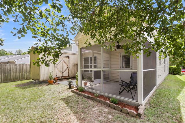 210 Salkahatchie, Summerville, SC 29485