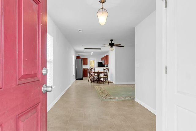 210 Salkahatchie, Summerville, SC 29485