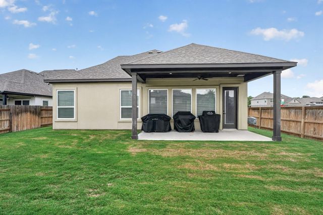 17817 Clairess LN, Manor, TX 78653