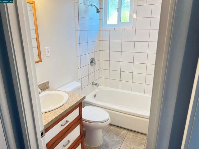 91 Bonnie Dr, San Pablo, CA 94806