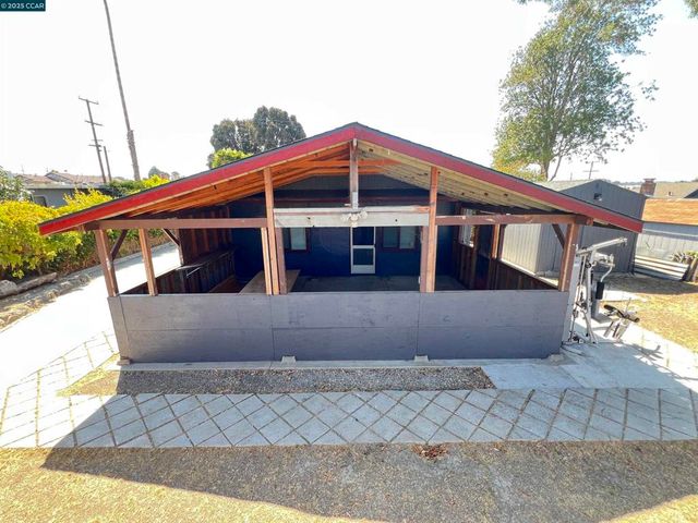 91 Bonnie Dr, San Pablo, CA 94806