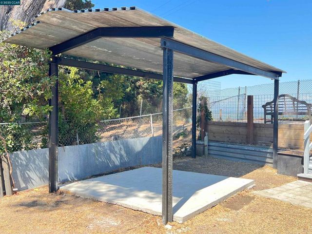 91 Bonnie Dr, San Pablo, CA 94806