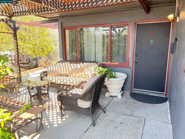 91 Bonnie Dr, San Pablo, CA 94806
