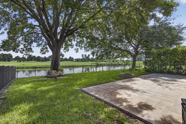 1164 Oakwater Drive, Royal Palm Beach, FL 33411
