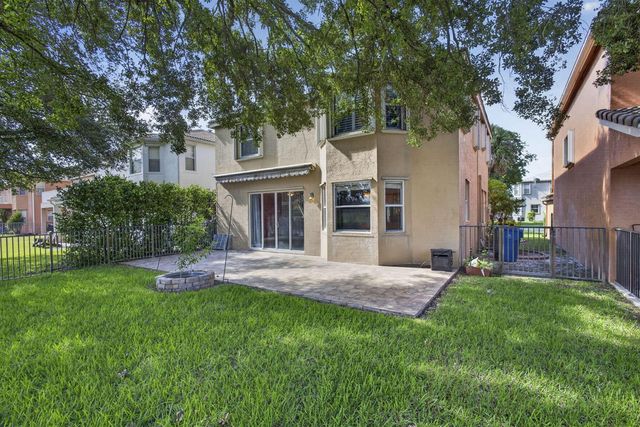 1164 Oakwater Drive, Royal Palm Beach, FL 33411