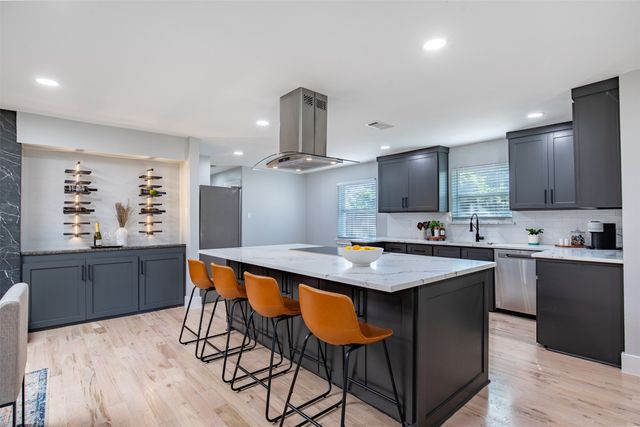 3368 Merrell Road, Dallas, TX 75229