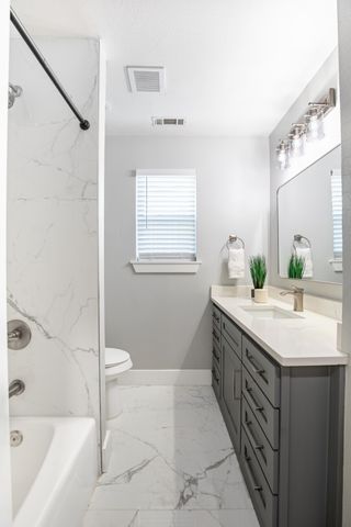 3368 Merrell Road, Dallas, TX 75229