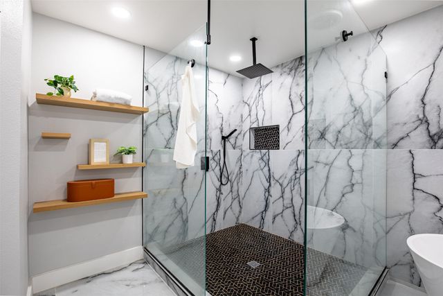 3368 Merrell Road, Dallas, TX 75229