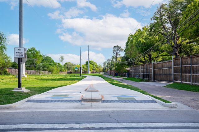 3368 Merrell Road, Dallas, TX 75229