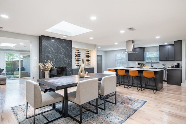 3368 Merrell Road, Dallas, TX 75229