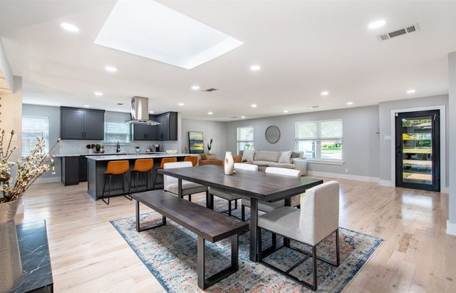 3368 Merrell Road, Dallas, TX 75229