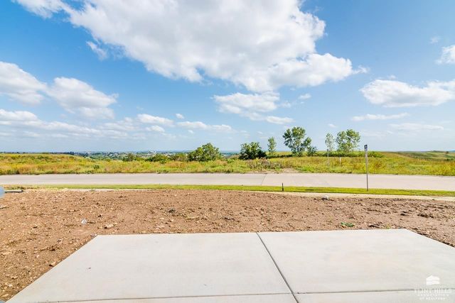5831 Goheen Drive, Manhattan, KS 66503