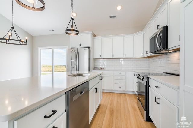 5831 Goheen Drive, Manhattan, KS 66503