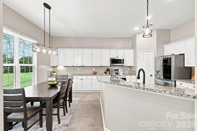 5601 Underwood Avenue, Charlotte, NC 28213