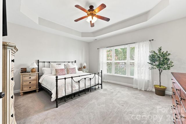5601 Underwood Avenue, Charlotte, NC 28213